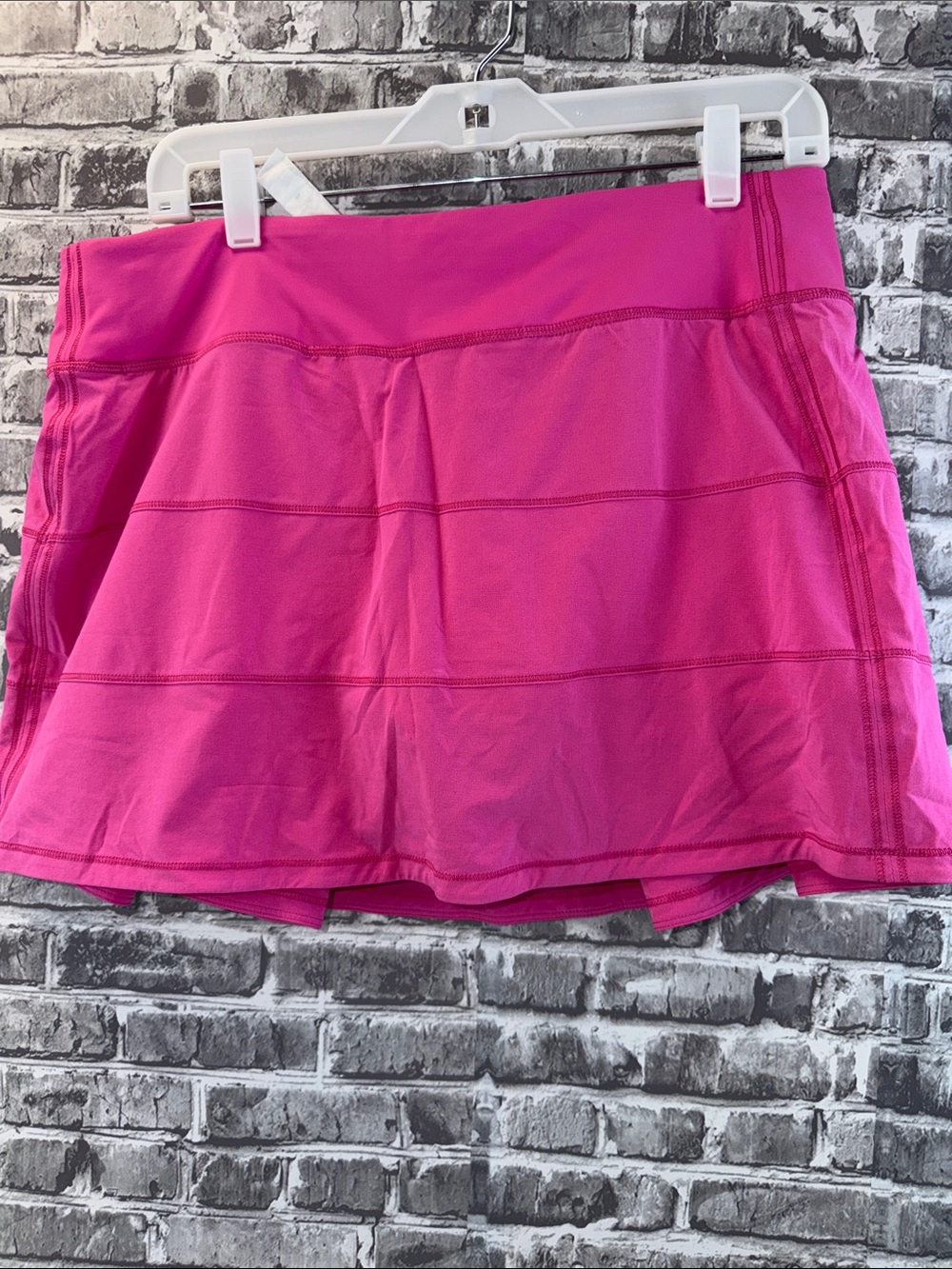 lululemon athletica Bright Pink Skater Athletic Skirt - Picture 4 of 10